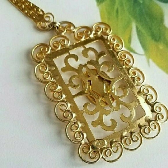 Relisted- Vintage Hobe necklace Auguste Strobl gold cameo - Picture 8 of 8